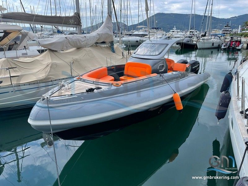 Albatros 32