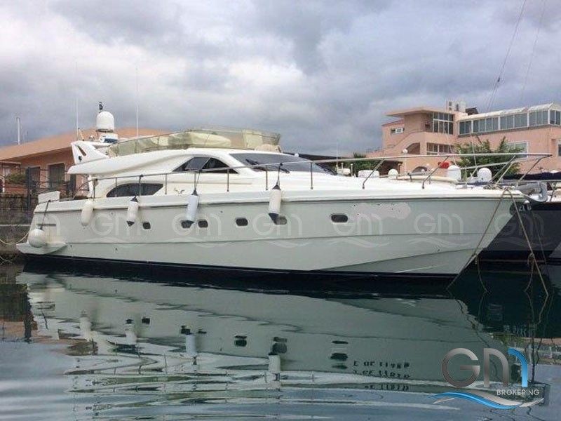 Ferretti 57