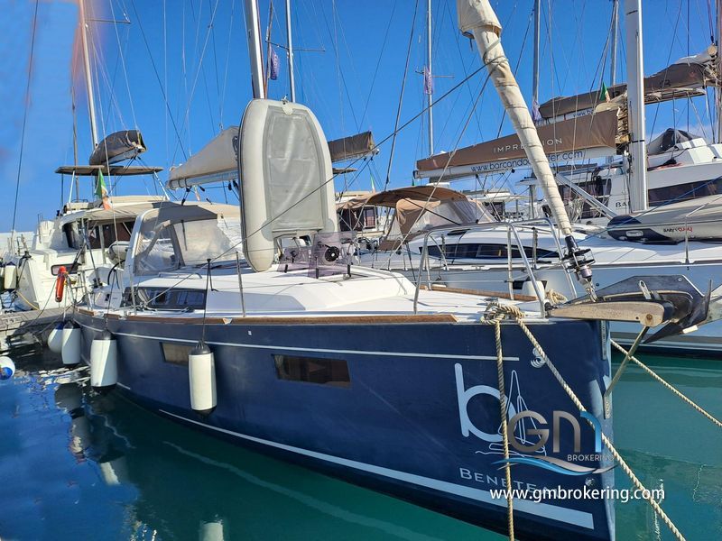 Beneteau Oceanis 35.1