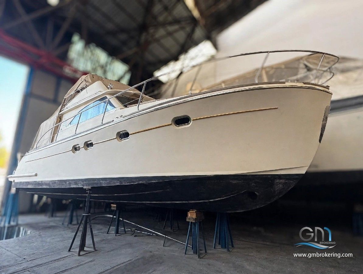 Cantieri Estensi 420 Goldstar
